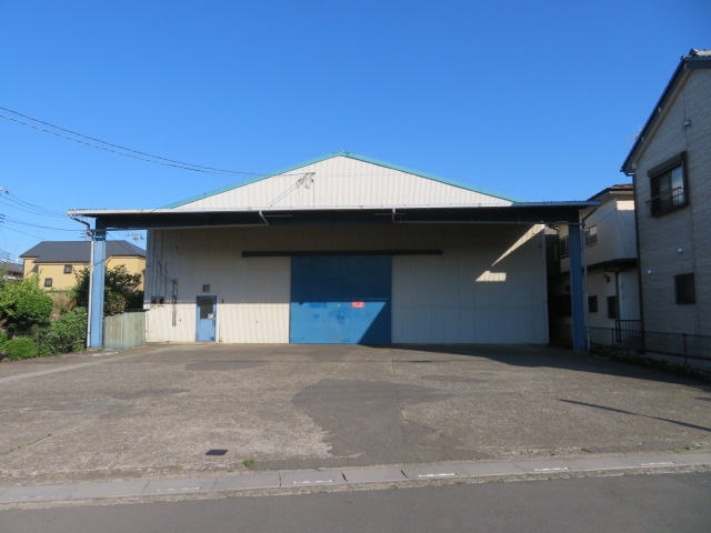 新座市野火止３丁目の倉庫