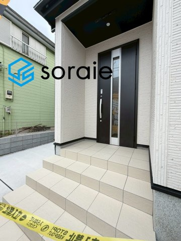 狭山市水野全1棟　新築戸建　リナージュの玄関|令和8年7月16日撮影。
