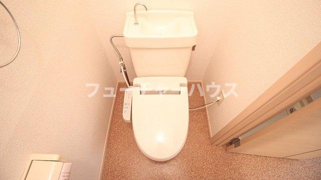 エルディム飯島Ａのトイレ|落ち着いたトイレです