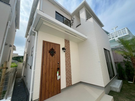 八重瀬町安里新築戸建て B号棟〈全３棟〉の画像