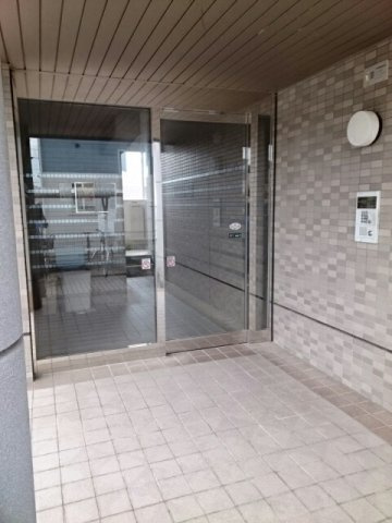 ペルレパークＢのエントランス
