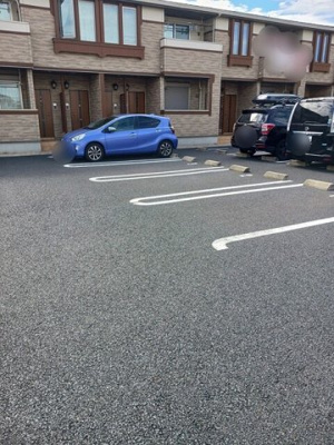 【駐車場】 | フレッシュリ－ | カースペースがあります
