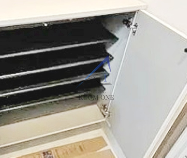 矢口ハイツの内装|シューズボックスです。
