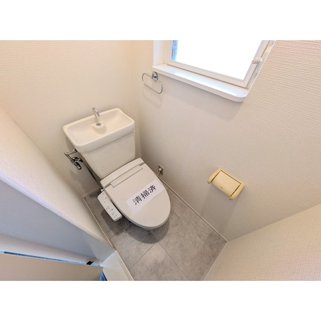 チェリーヒルのトイレ|ゆったりとした空間のトイレです