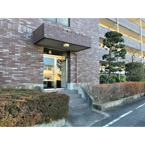 館林ガーデンヒルズのエントランス|エントランスです