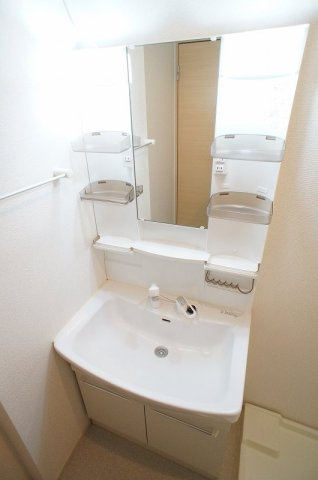 セレーナＥの洗面所|使いやすい洗面所です