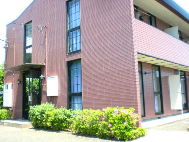 レオパレスカメリアＢの外観|外観は落ち着いています