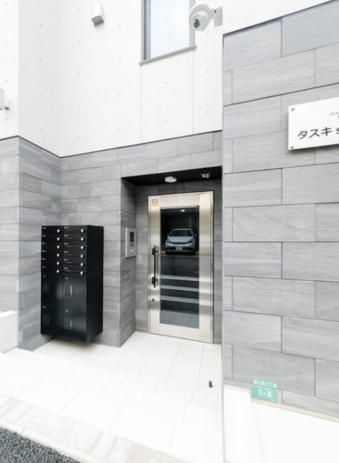 タスキsmart新大塚Ⅱのエントランス