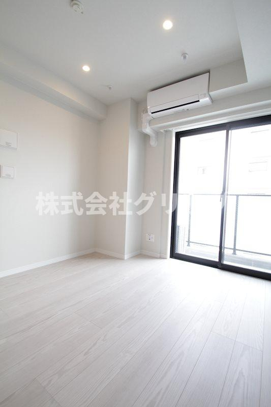 Log桜木町クラシックの洋室
