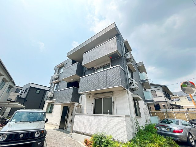コートドール逆瀬川の外観|外観もきれいです