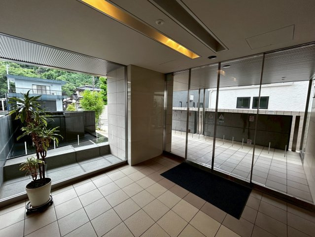 アルファステイツ西の土居のロビー