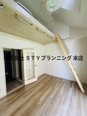 仲介手数料0円！ラフィーネ保呂町の洋室