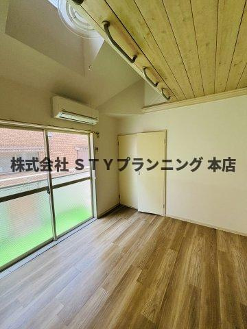 仲介手数料0円！ラフィーネ保呂町の洋室
