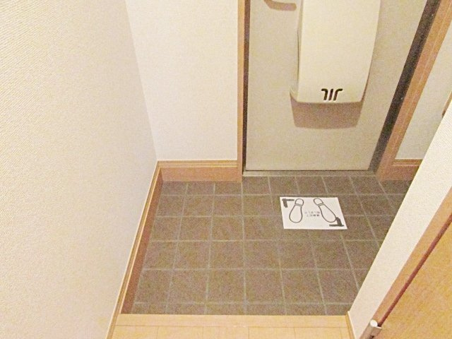 ラ・シェリーゼの玄関