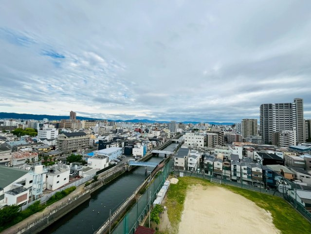 ファミールハイツ城東Ａ棟の展望