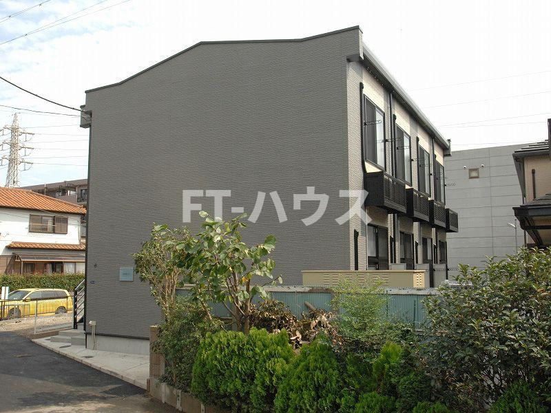 レオパレスコスモオーラの外観