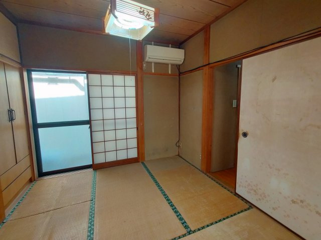 矢岳町　一戸建の和室