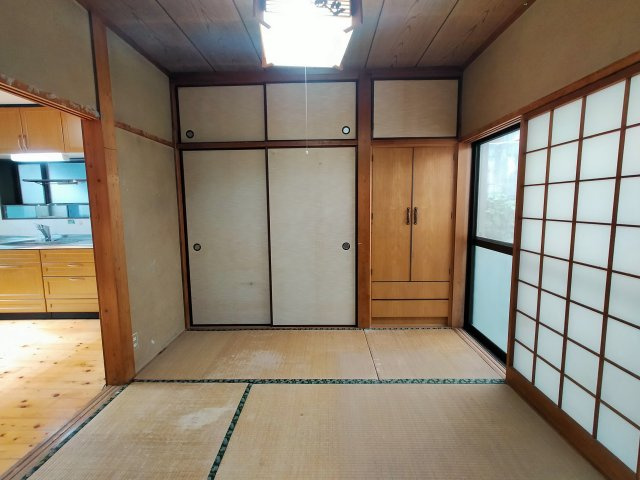 矢岳町　一戸建の和室