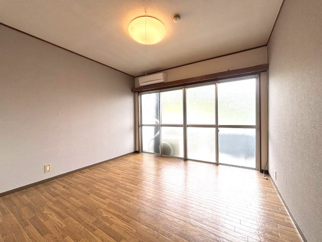 暁21　3号館の洋室