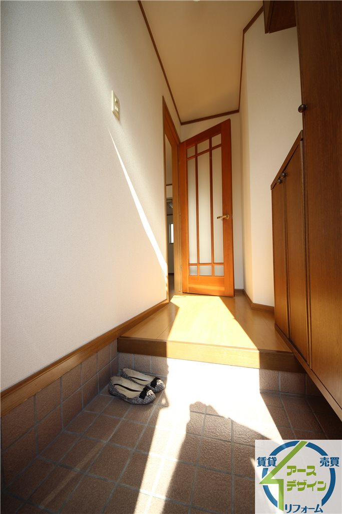 ラ・ルーノ3番館の玄関|※類似部屋
