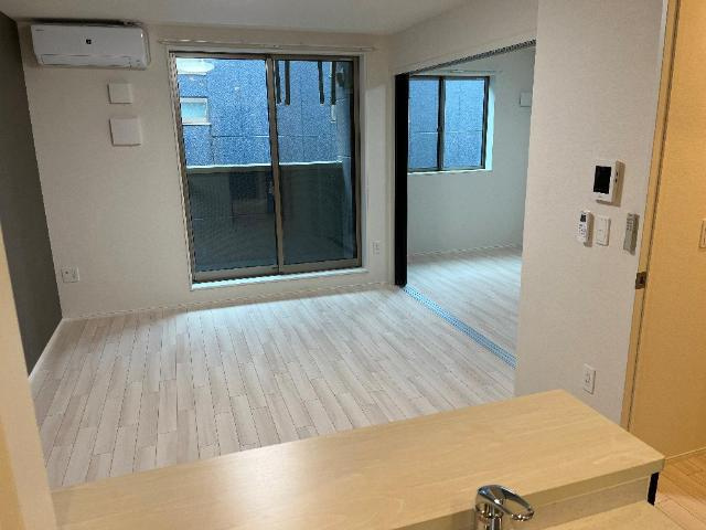 【居間・リビング】 | 仮）藤江新築アパートA棟 | 色合いは異なる可能性あります。（イメージ）