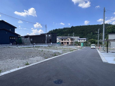【外観】 | 下井手町　分譲地 | 前面道路