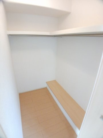 カルム　ＯＮＯ　弐番館の収納