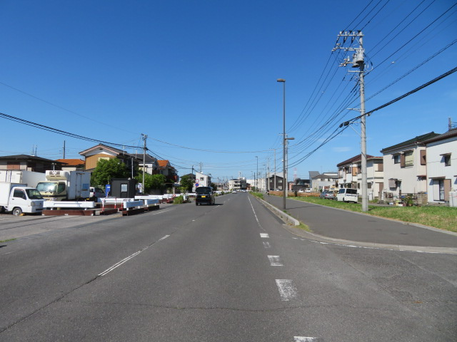 八潮市大字木曽根の倉庫