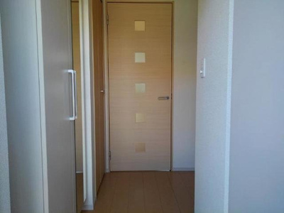 【玄関】 | ミル　メルシィ | 明るい玄関です