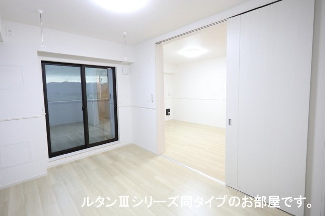 【内装】 | ソレアード　コート | おしゃれな内装です