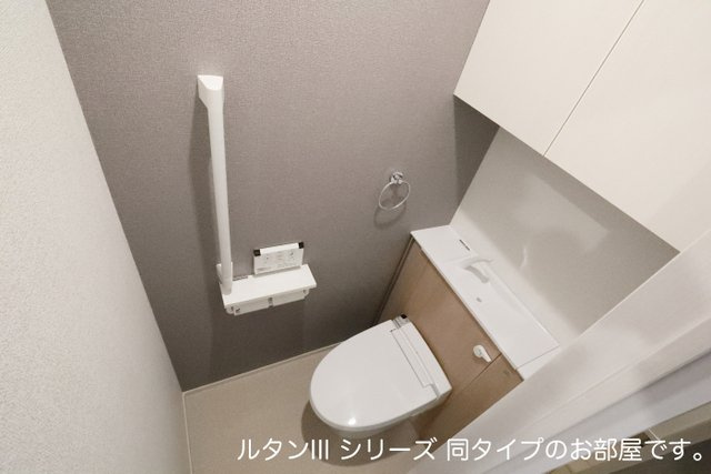 【トイレ】 | ソレアード　コート | 清潔感のあるトイレです
