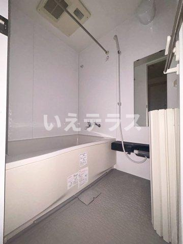 ショーソン上沢の浴室