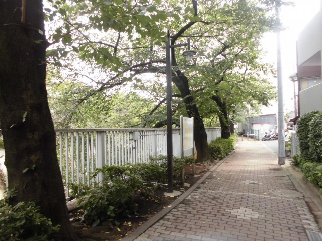フォレステージ西早稲田の周辺