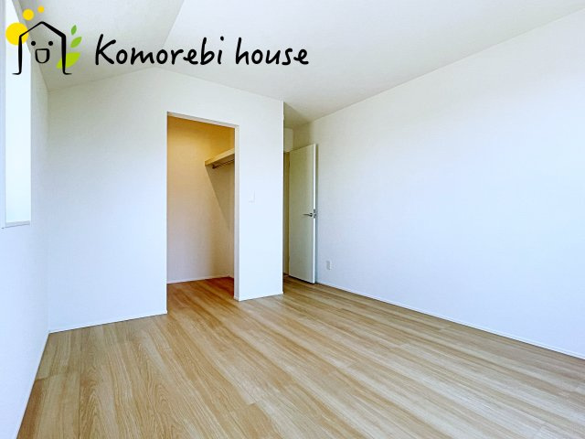 上尾市川　新築一戸建て　グラファーレ　03の洋室|使い勝手のいい洋室です