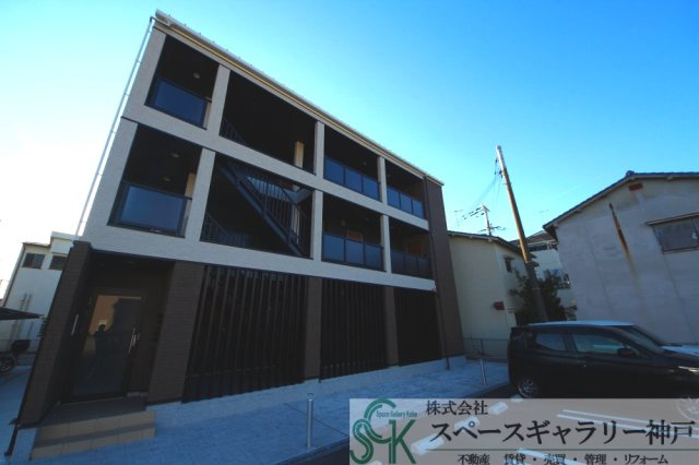 ルポ舞子弐番館の外観