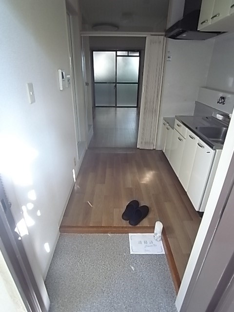 ハイム甲風園の玄関