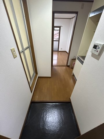 アサリハイツの玄関