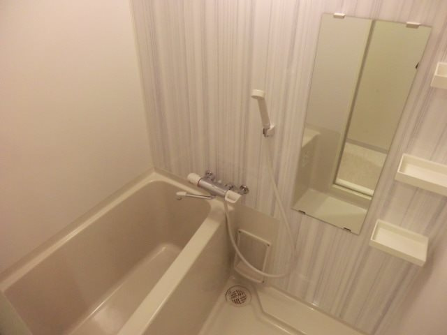 S-RESIDENCE神戸元町の浴室