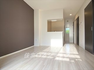 Priol　Creciaの居間・リビング|エアコン付き