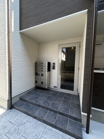 Vantage塚口Ⅰのエントランス|ゆとりのあるエントランスです