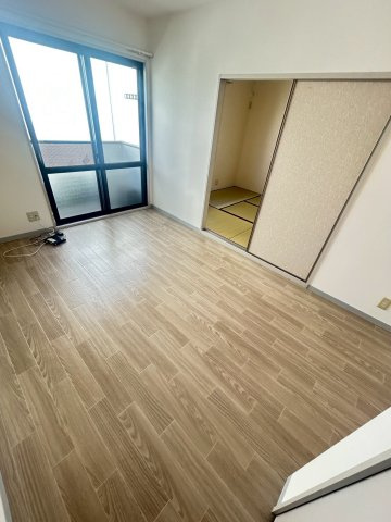 メゾン・エスペレの寝室