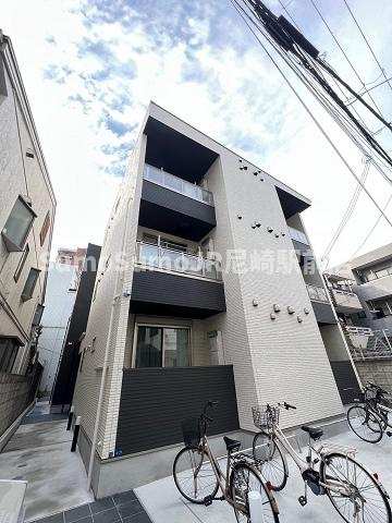 R-SMART姫島駅の外観|おしゃれな外観です