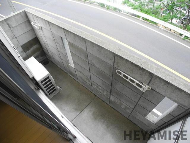 MODERN西山のバルコニー