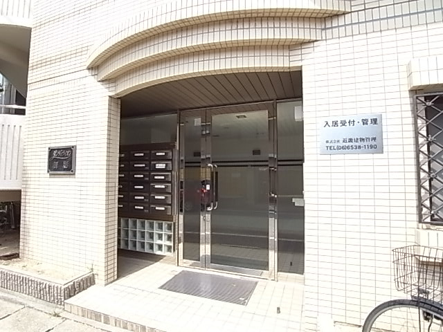 ダンディライオン御影のエントランス