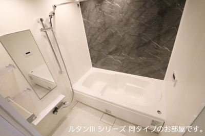 【浴室】 | ソレアード　コート | お風呂で日々の疲れを落としましょう