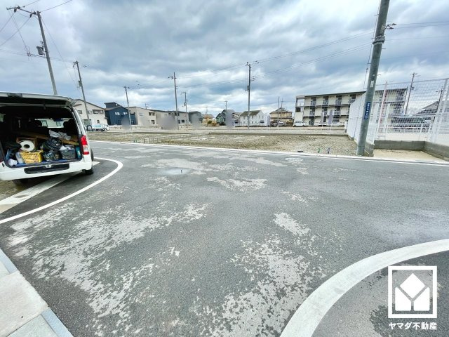 大津市雄琴５丁目　2期　8号棟の前面道路含む現地写真|3月24日　現地写真更新