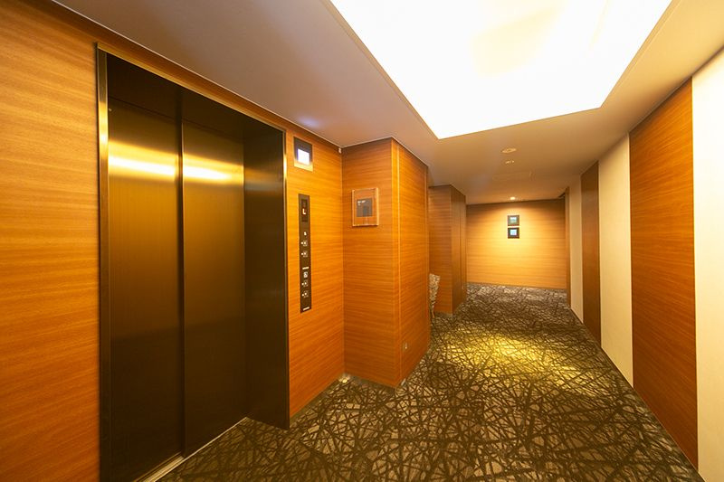 パークアクシスプレミア表参道のロビー|■シューズINクローゼット