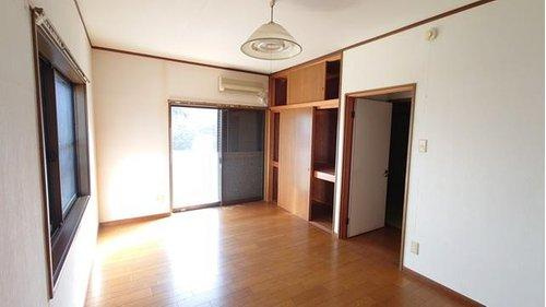 別府市スパランド豊海の洋室