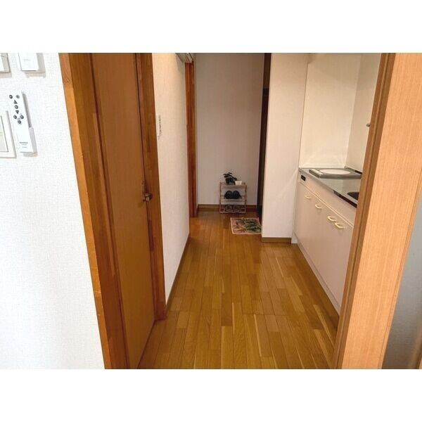 グロワールスギの玄関
