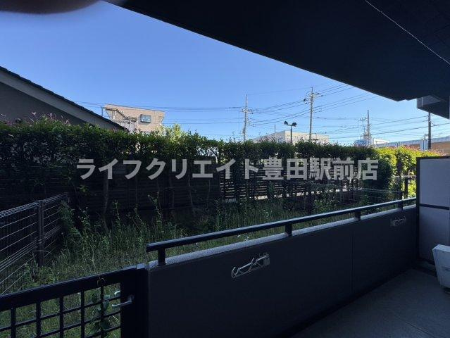 ヒューマンスクエア豊田のバルコニー